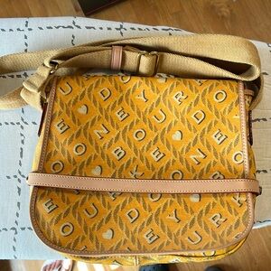 Dooney And Bourne Vintage purse